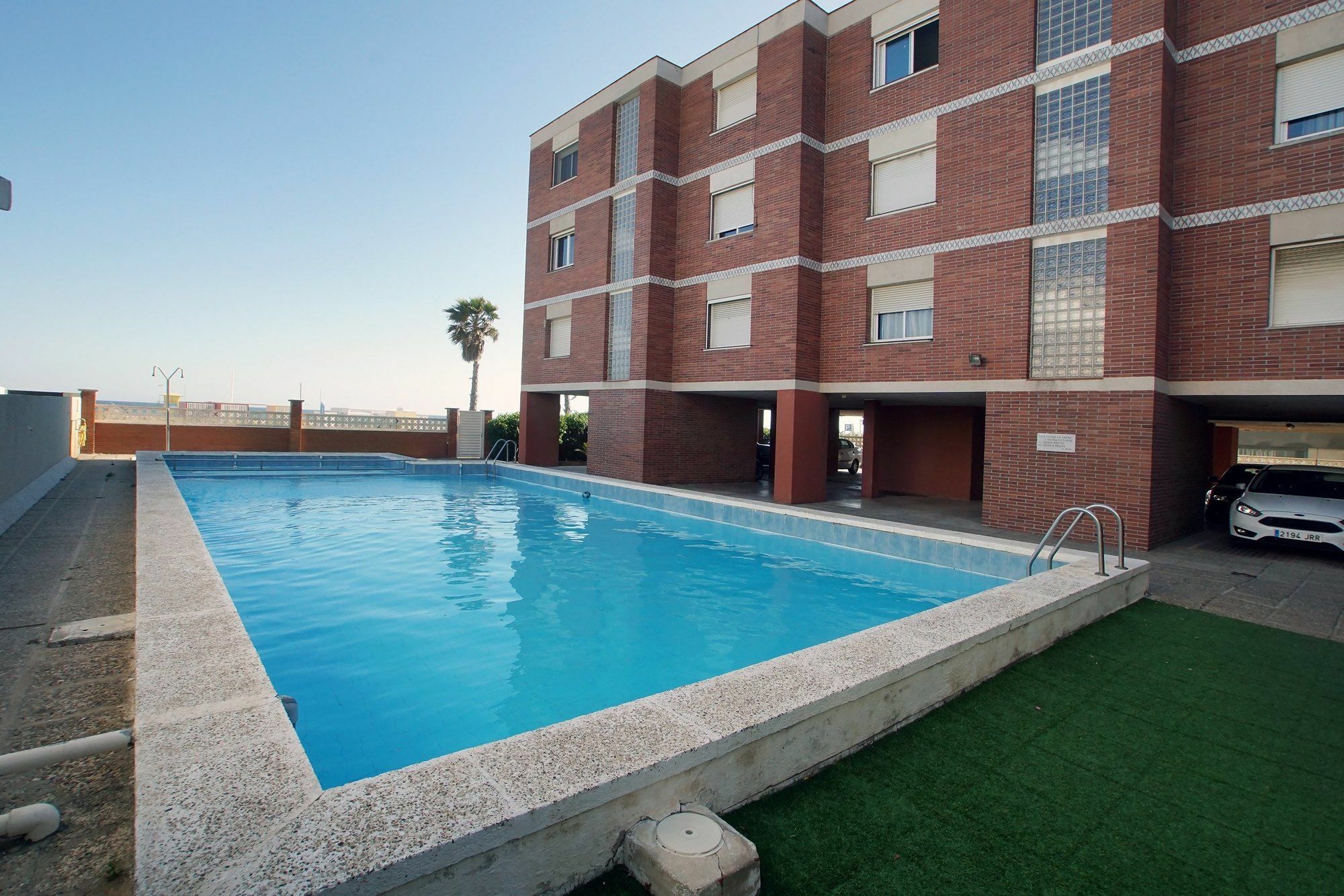Calaluz Be My Guest Castelldefels Apartment Bagian luar foto
