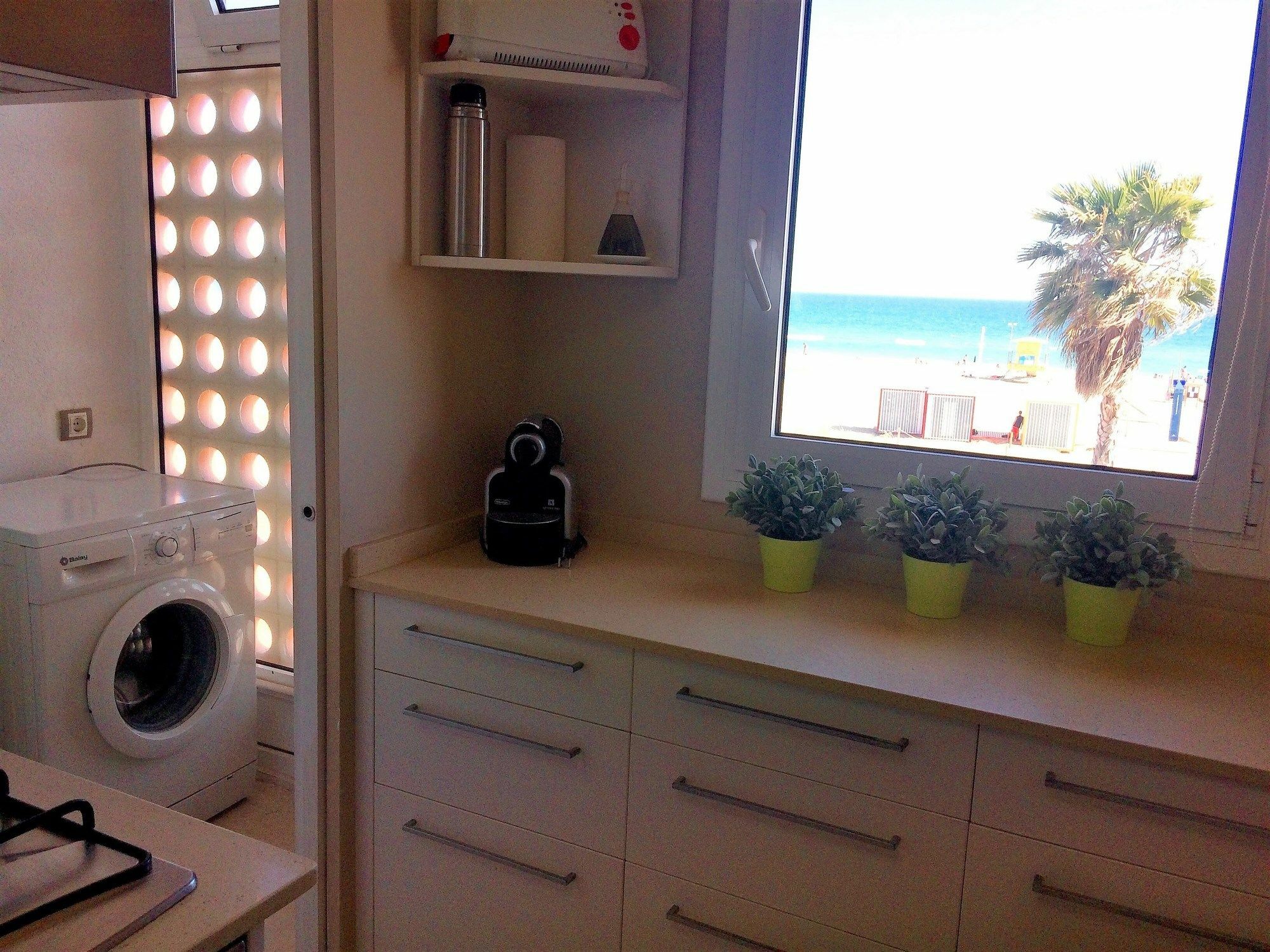 Calaluz Be My Guest Castelldefels Apartment Bagian luar foto